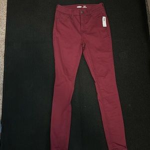 NWT- Old Navy ROCKSTAR Super Skinny High rise jeans